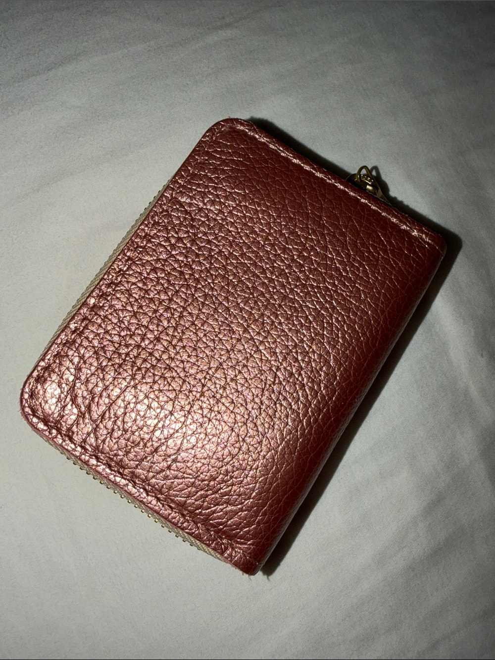 Portland Leather Metallic Rose Zip Card Holder - Picture 3 of 3